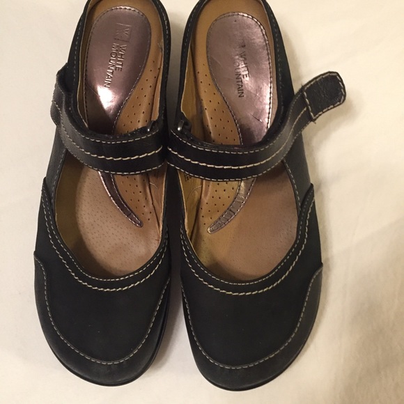 white mountain mary jane shoes